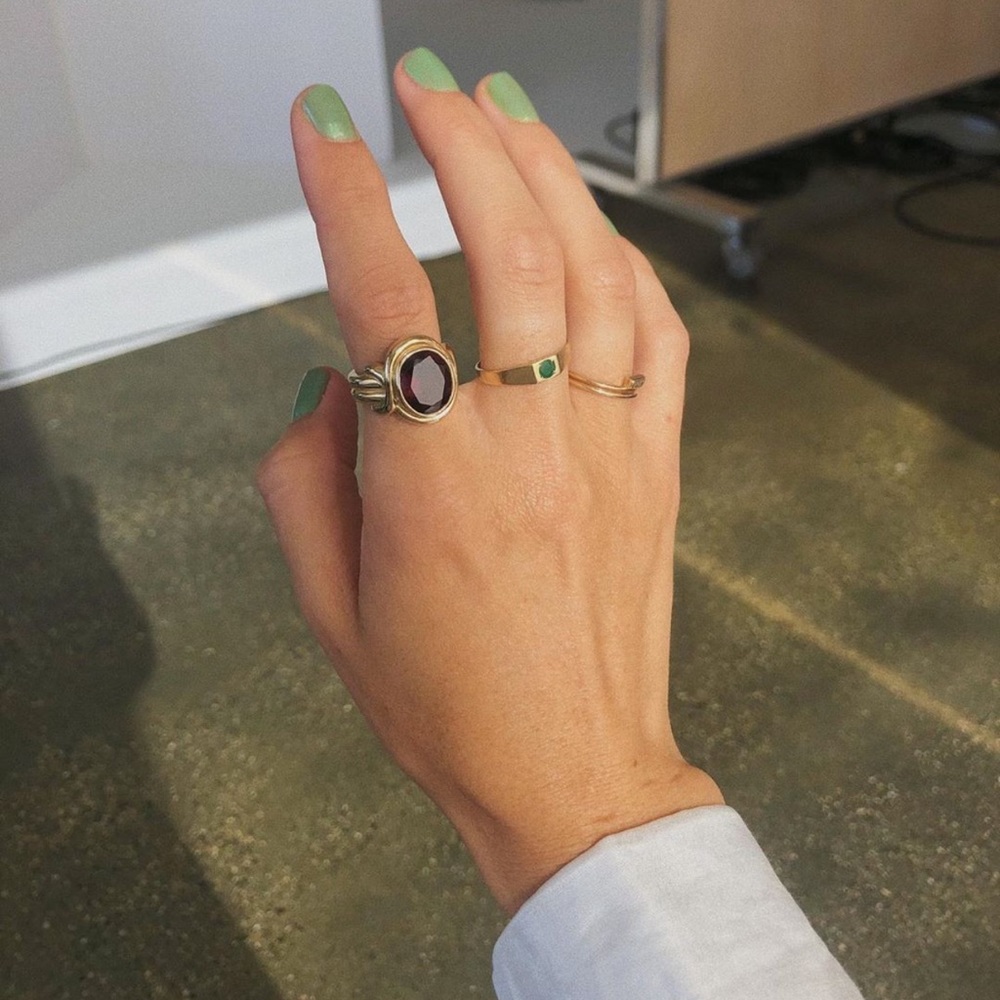 14k yellow gold and emerald ring